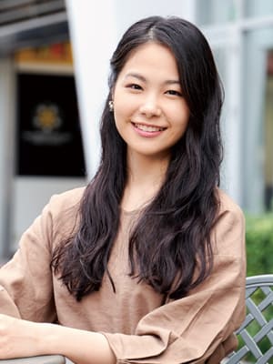 デビューした先輩たち 女優 井上 希美 さん 東京俳優 映画 放送専門学校 俳優 映画 映像のプロが作った学校 デビューした先輩たち 女優 井上 希美 さん 東京俳優 映画 放送専門学校 俳優 映画 映像のプロが作った学校