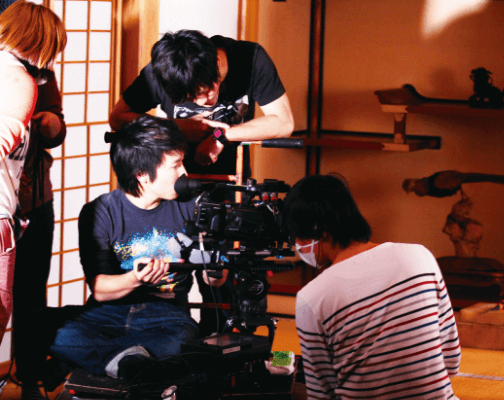 年間100本以上の作品が生まれる
